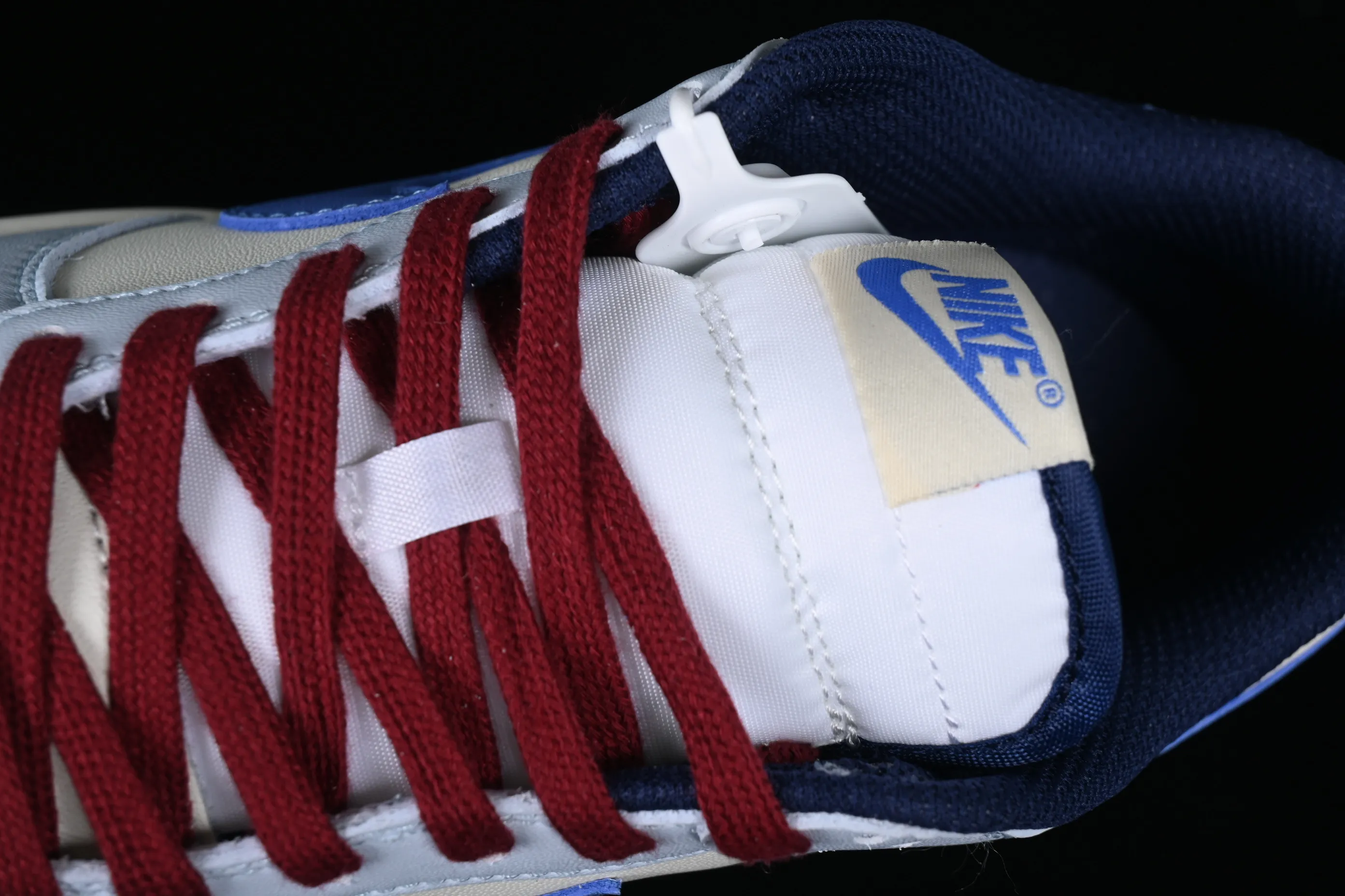 All categories Nk SB Dunk series Nk SB Dunk Low low-top sneakers F version Nk Dunk Low Milan SB low-top casual sneakers FV8113-141